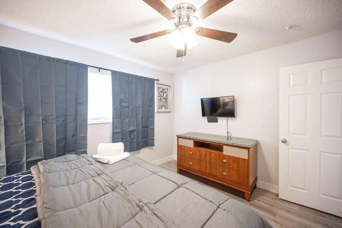 Vibrant Vegas Getaway W Pool Close To The Strip Las Vegas Semesterbostad